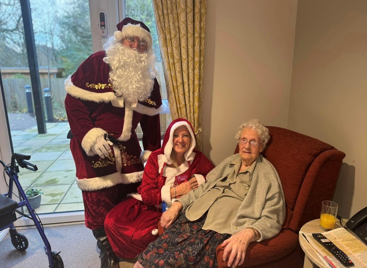 santa visiting floryn house